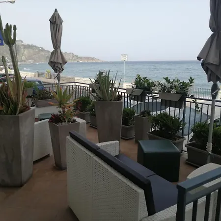 Zi Dima Giardini Naxos